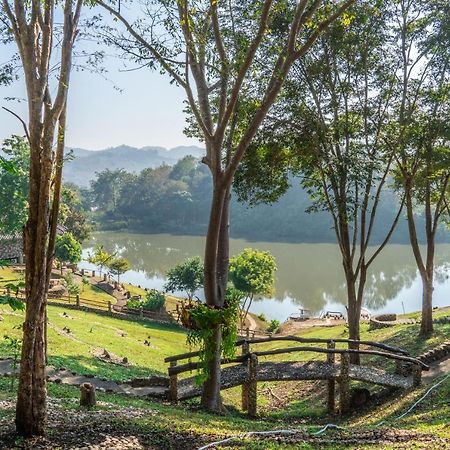 Bed and breakfast Nan Waterside Hong Bon Nern Extérieur photo