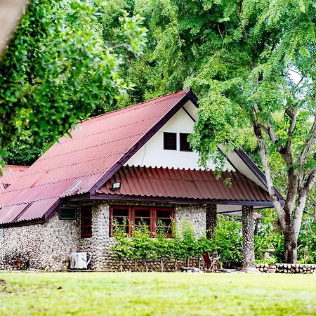 Bed and breakfast Nan Waterside Hong Bon Nern Extérieur photo