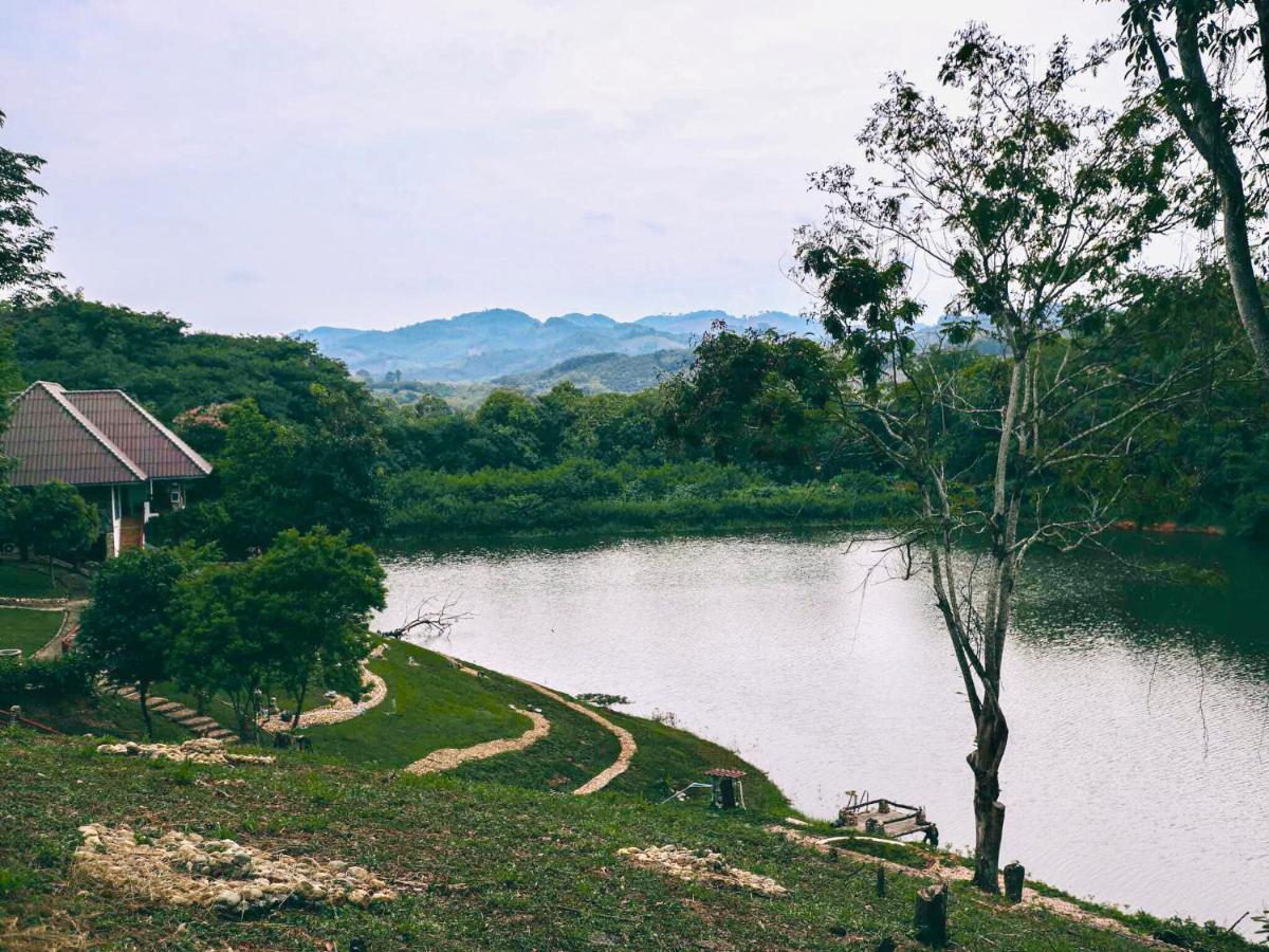 Bed and breakfast Nan Waterside Hong Bon Nern Extérieur photo