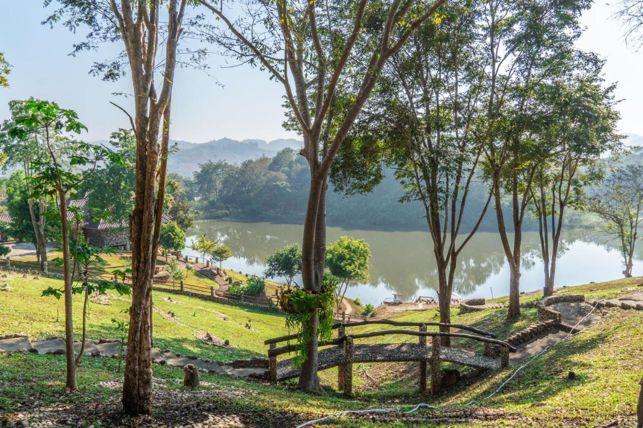 Bed and breakfast Nan Waterside Hong Bon Nern Extérieur photo